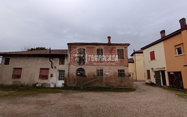quadrivano in vendita a Vigarano Mainarda