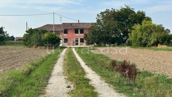 casa indipendente in vendita a Vigarano Mainarda in zona Coronella