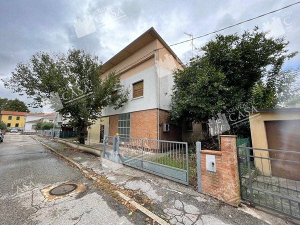 casa indipendente in vendita a Vigarano Mainarda