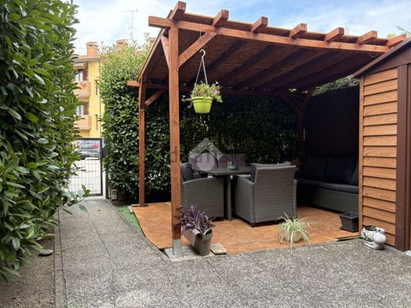 casa indipendente in vendita a Vigarano Mainarda
