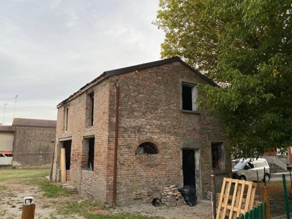 casa indipendente in vendita a Vigarano Mainarda