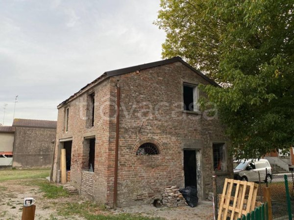 casa indipendente in vendita a Vigarano Mainarda