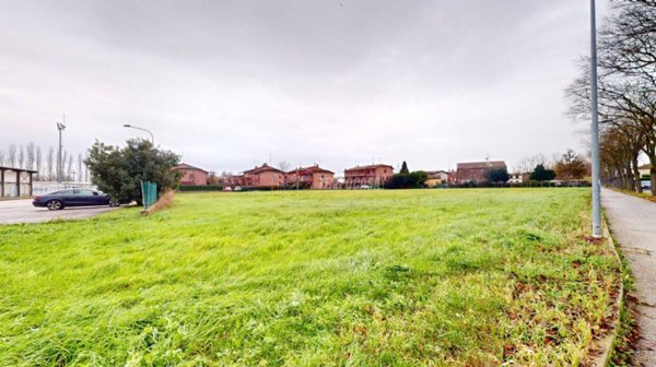 terreno edificabile in vendita a Vigarano Mainarda