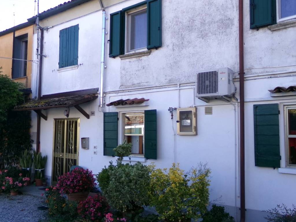 casa indipendente in vendita a Vigarano Mainarda