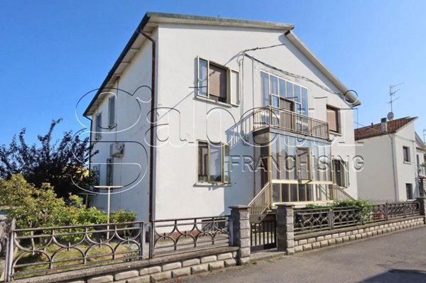 casa indipendente in vendita a Vigarano Mainarda