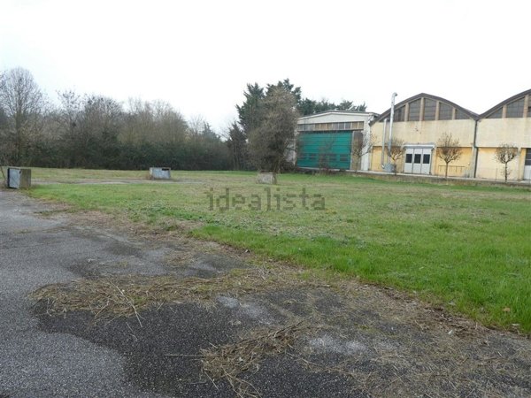 terreno edificabile in vendita a Vigarano Mainarda