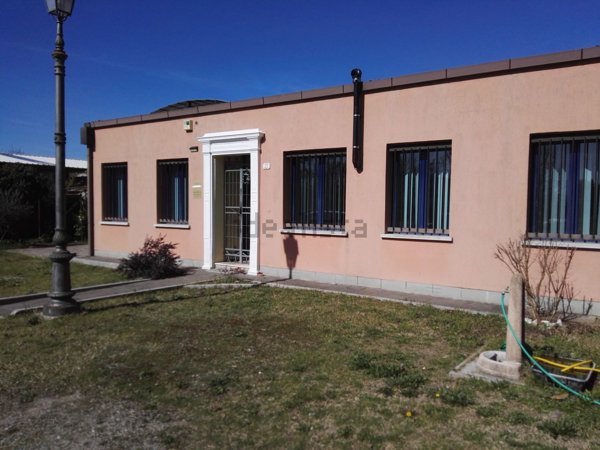 ufficio in vendita a Vigarano Mainarda