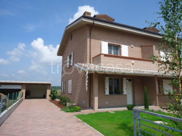 casa indipendente in vendita a Vigarano Mainarda