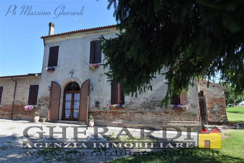 casa indipendente in vendita a Vigarano Mainarda in zona Coronella