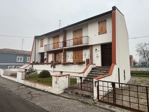 casa indipendente in vendita a Vigarano Mainarda