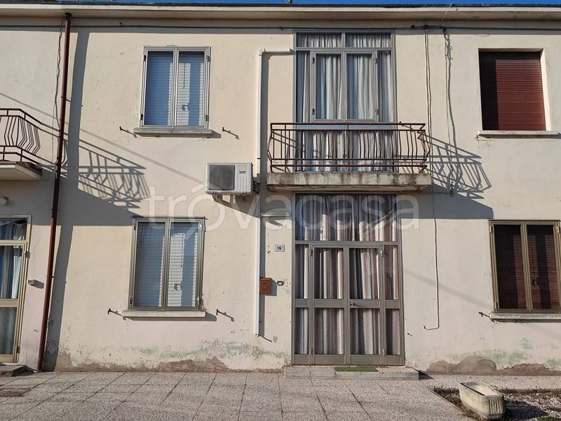 casa indipendente in vendita a Vigarano Mainarda