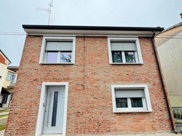 casa indipendente in vendita a Vigarano Mainarda