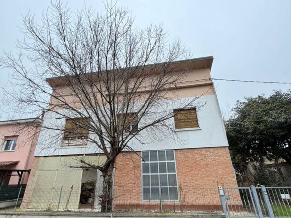 casa indipendente in vendita a Vigarano Mainarda