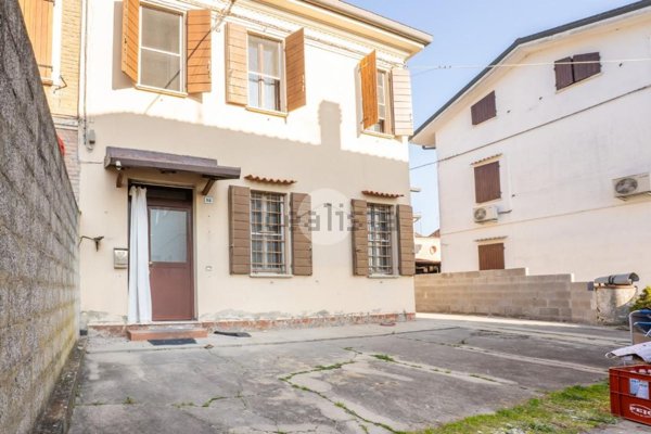 casa indipendente in vendita a Vigarano Mainarda