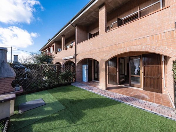 casa indipendente in vendita a Vigarano Mainarda