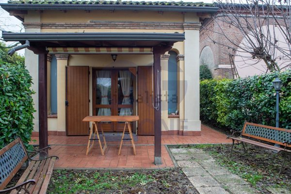 casa indipendente in vendita a Vigarano Mainarda