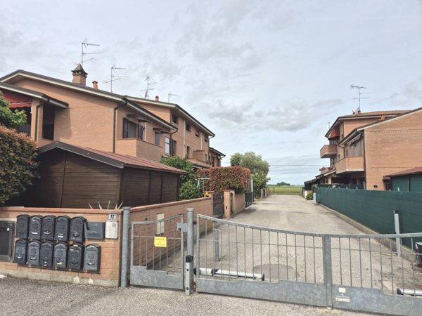 casa indipendente in vendita a Vigarano Mainarda