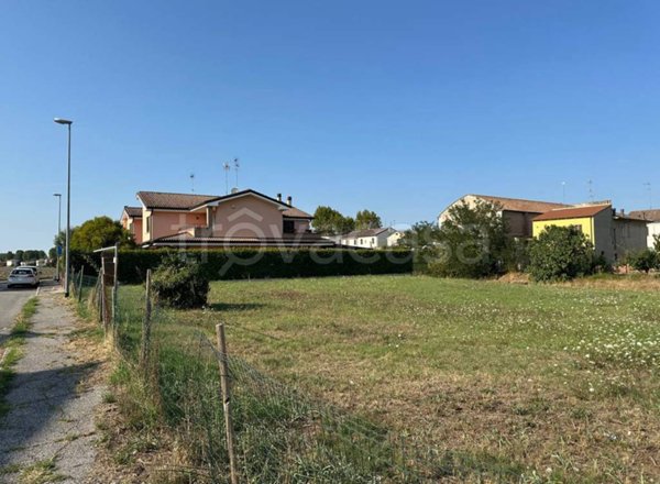 terreno edificabile in vendita a Vigarano Mainarda