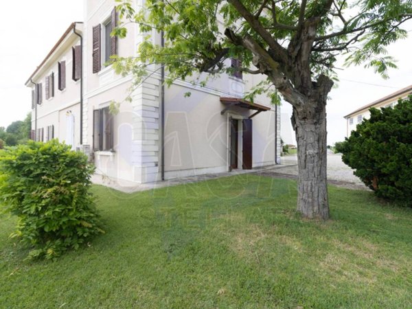 casa indipendente in vendita a Vigarano Mainarda in zona Tortiola
