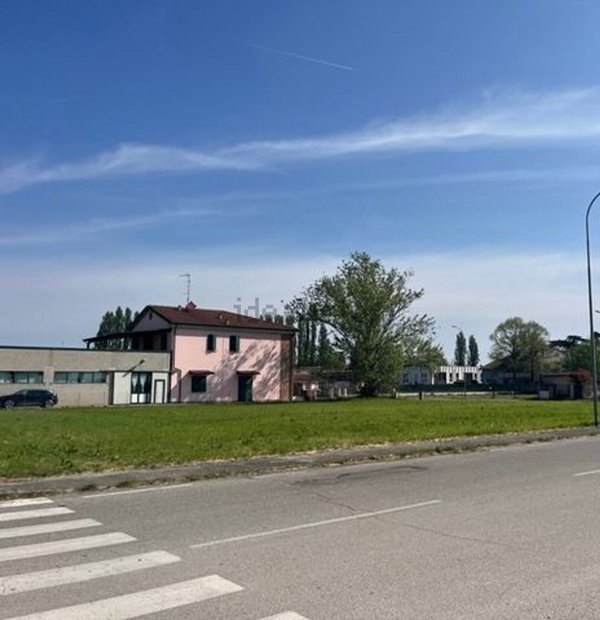 terreno edificabile in vendita a Vigarano Mainarda