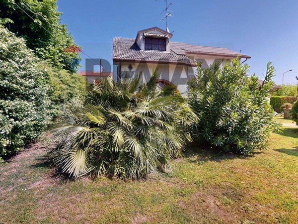 casa indipendente in vendita a Vigarano Mainarda