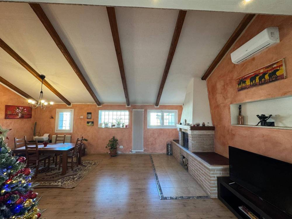 casa indipendente in vendita a Voghiera in zona Gualdo