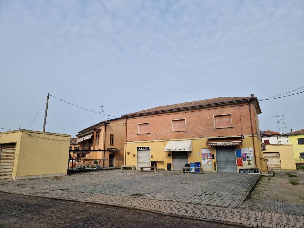 intera palazzina in vendita a Voghiera