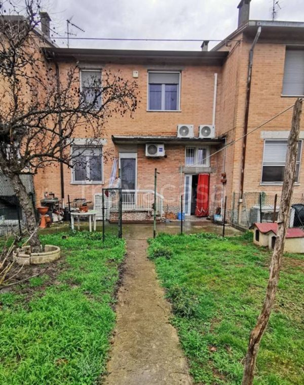 appartamento in vendita a Voghiera in zona Montesanto