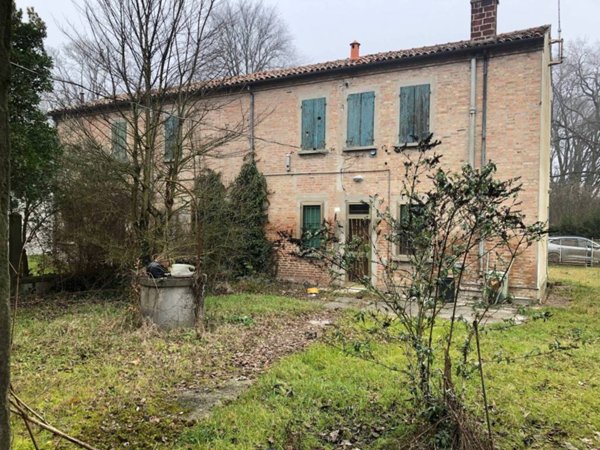 casa indipendente in vendita a Voghiera in zona Voghenza