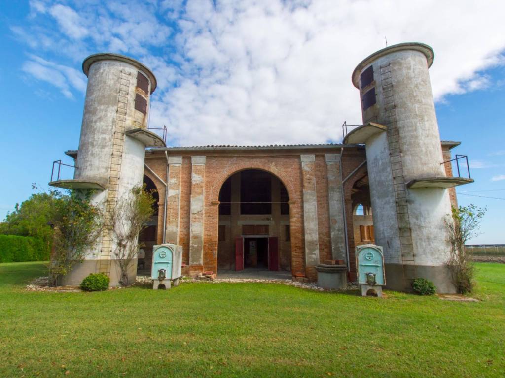 casa indipendente in vendita a Voghiera in zona Montesanto
