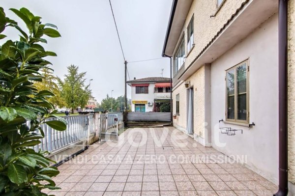 casa indipendente in vendita a Voghiera in zona Voghenza