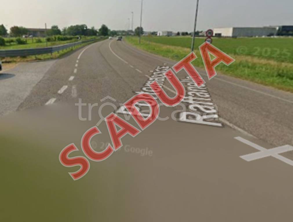 negozio in vendita a Voghiera in zona Gualdo