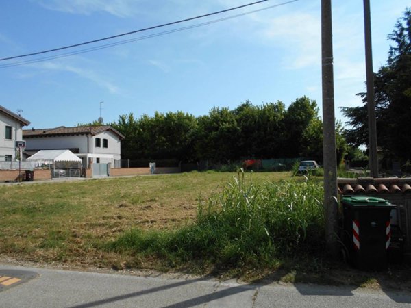 negozio in vendita a Voghiera