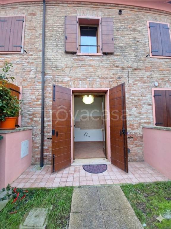 casa indipendente in vendita a Voghiera in zona Gualdo
