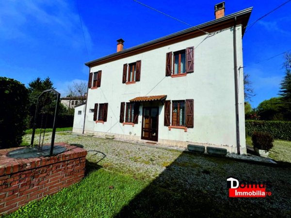 casa indipendente in vendita a Voghiera in zona Ducentola