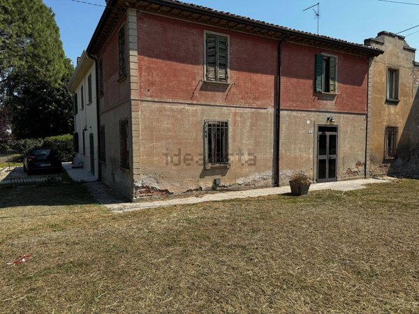 casa indipendente in vendita a Voghiera in zona Ducentola