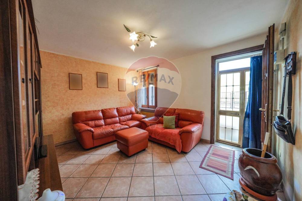 casa indipendente in vendita a Goro