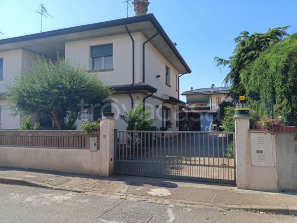 casa indipendente in vendita a Fiscaglia in zona Massa Fiscaglia