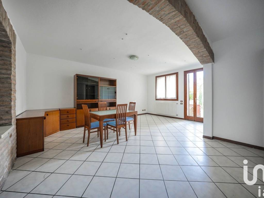 casa indipendente in vendita a Fiscaglia in zona Migliaro
