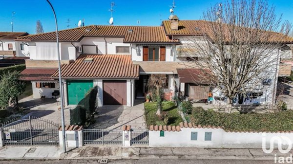 casa indipendente in vendita a Fiscaglia in zona Migliaro