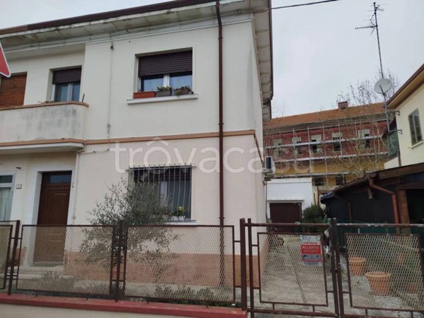 casa indipendente in vendita a Fiscaglia in zona Migliarino