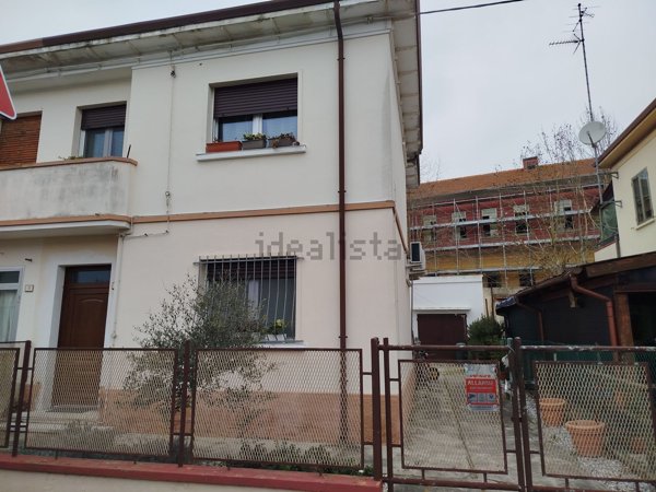 casa indipendente in vendita a Fiscaglia in zona Migliarino