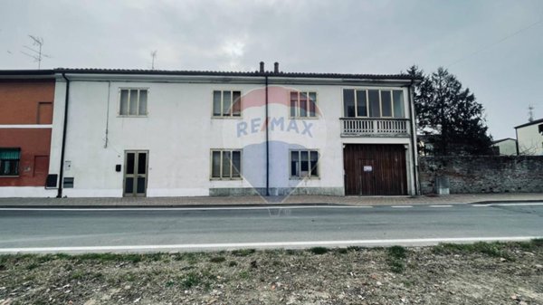 negozio in vendita a Fiscaglia in zona Migliarino