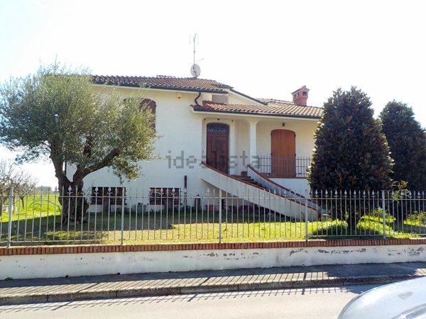 casa indipendente in vendita a Fiscaglia in zona Migliaro