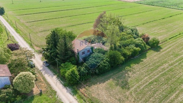 casa indipendente in vendita a Fiscaglia
