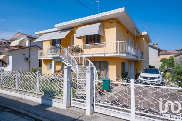 casa indipendente in vendita a Fiscaglia in zona Massa Fiscaglia