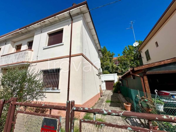 casa indipendente in vendita a Fiscaglia in zona Migliarino