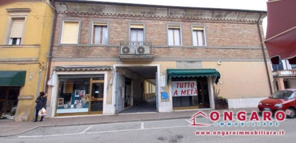 ufficio in vendita a Fiscaglia in zona Migliarino
