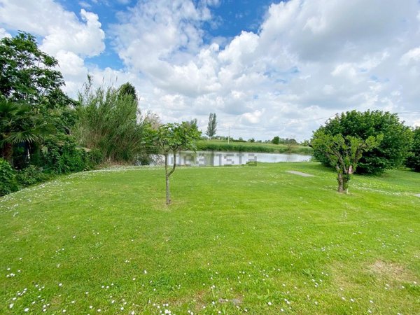 casa indipendente in vendita a Fiscaglia in zona Migliarino