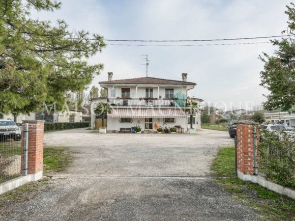 casa indipendente in vendita a Fiscaglia in zona Massa Fiscaglia